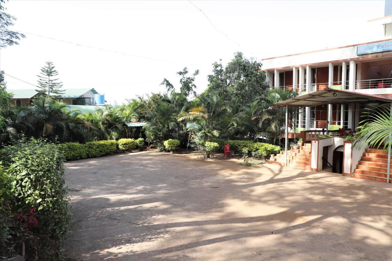 River Palace - A Valley View Hotel Panchgani Εξωτερικό φωτογραφία